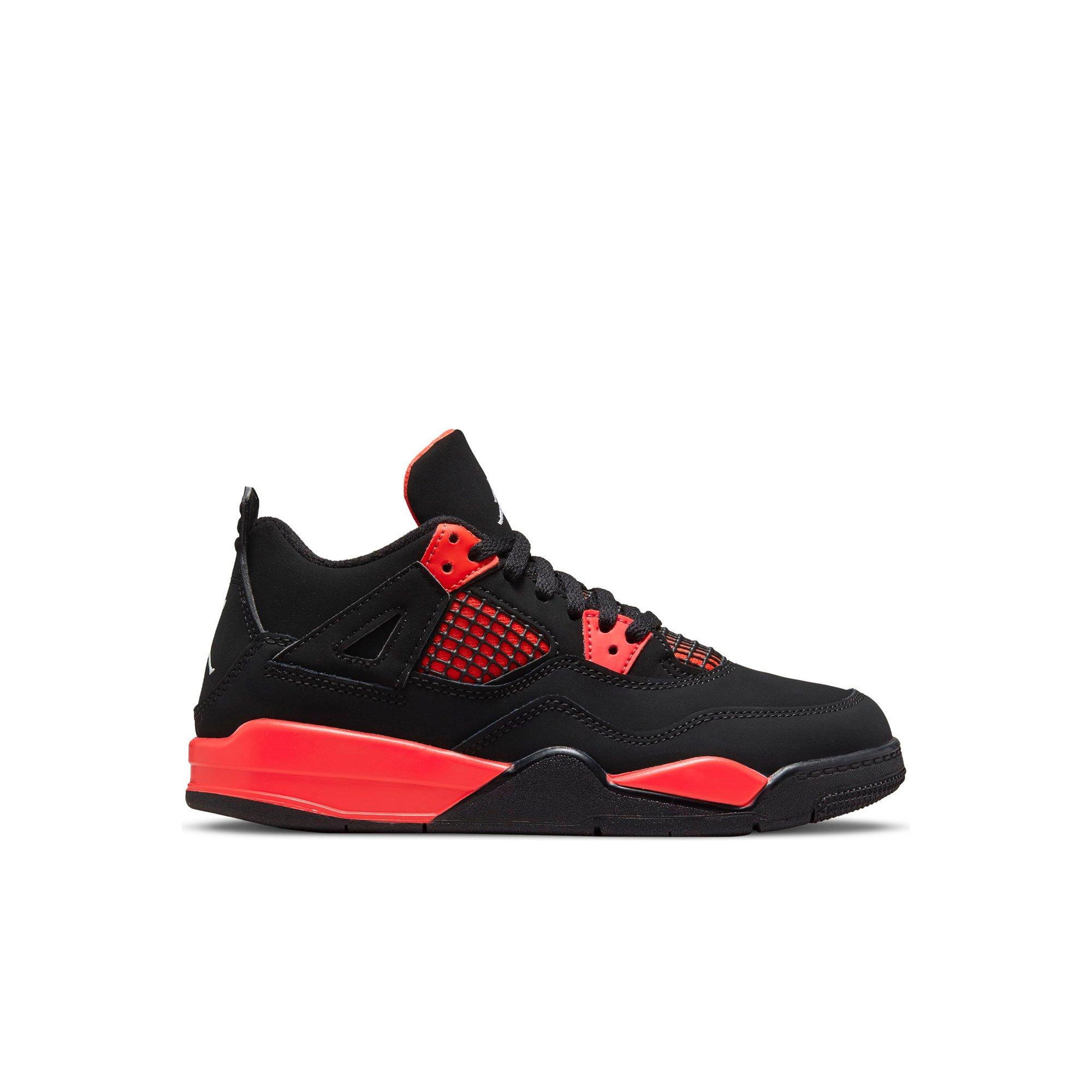 Hibbett sports deals jordan 4